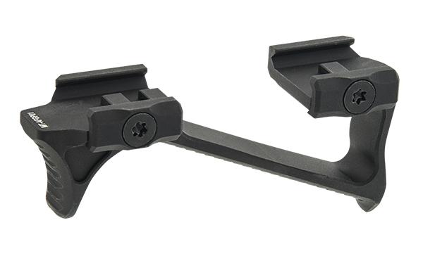 UTG Super Slim abgewinkelter Vordergriff